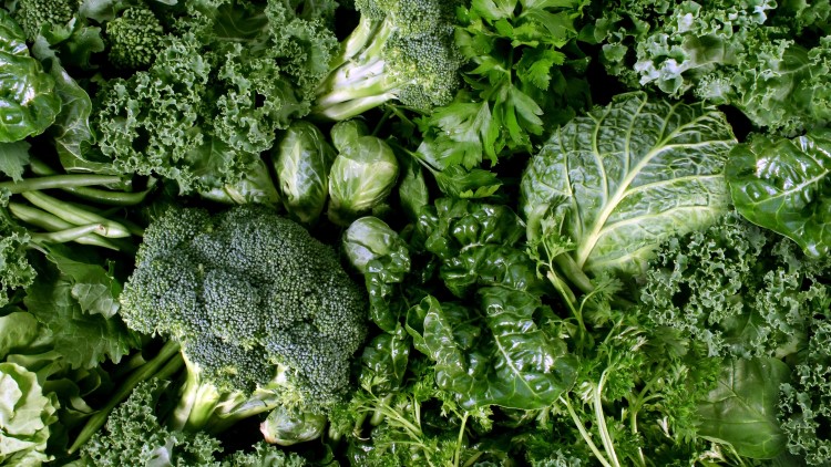 Green vegetables piled on one another